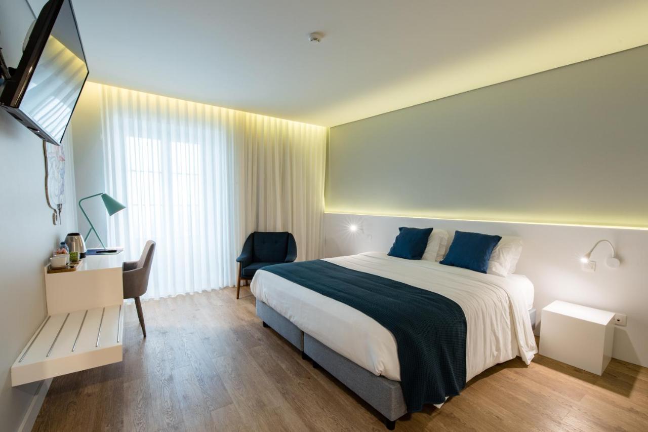 Ilha Hostel & Suites ปอนตาเดลกาดา ภายนอก รูปภาพ
