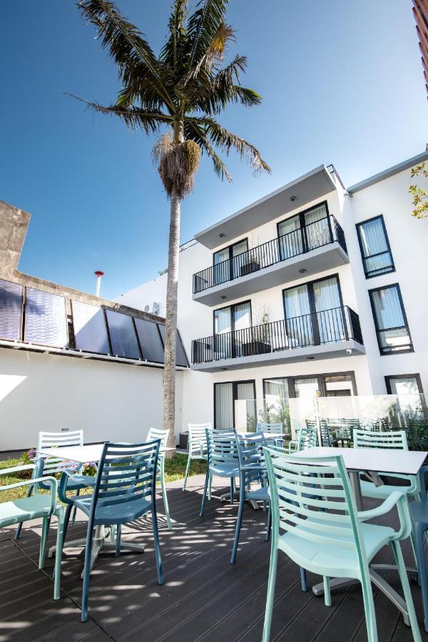 Ilha Hostel & Suites ปอนตาเดลกาดา ภายนอก รูปภาพ