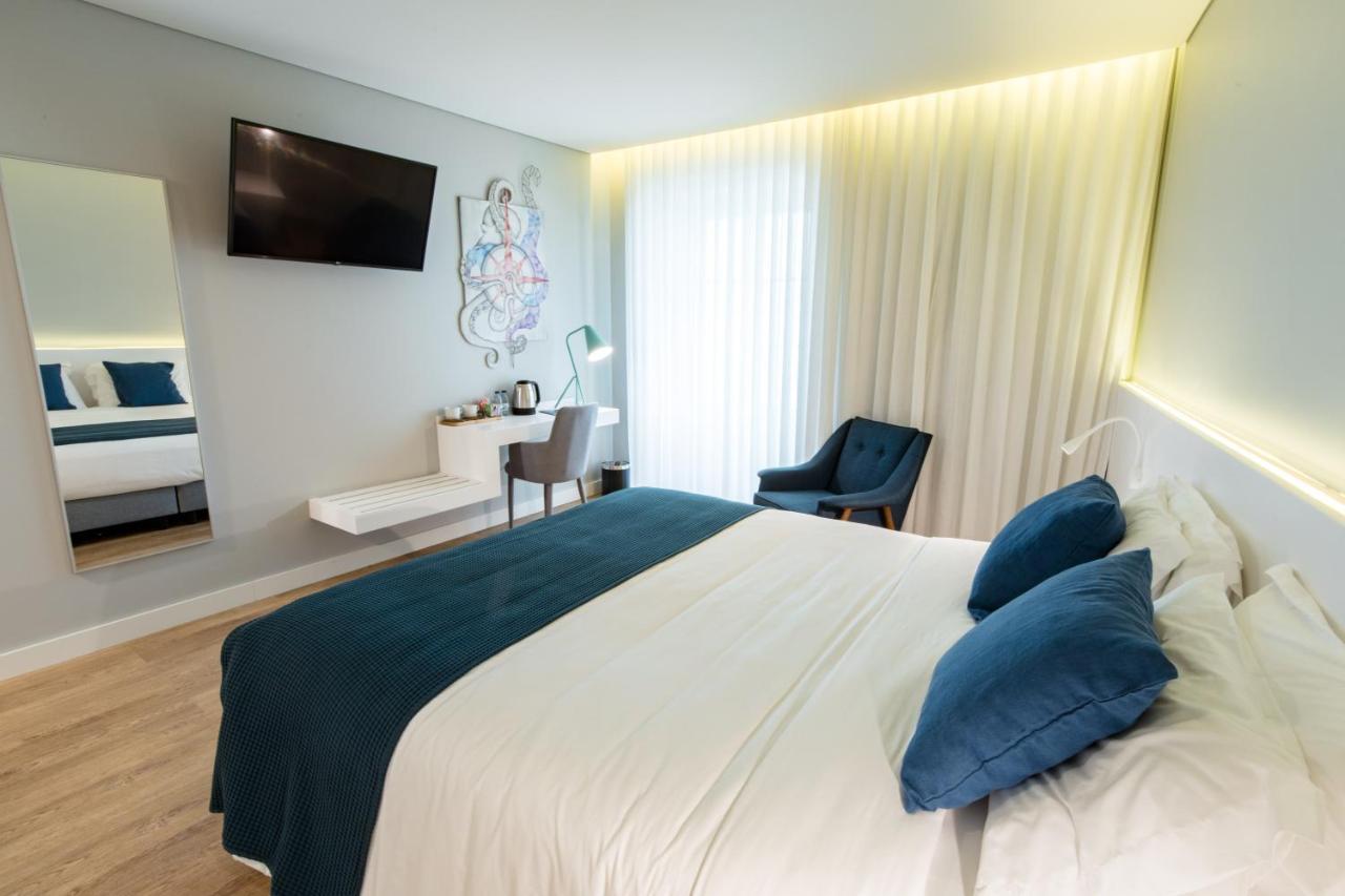 Ilha Hostel & Suites ปอนตาเดลกาดา ภายนอก รูปภาพ