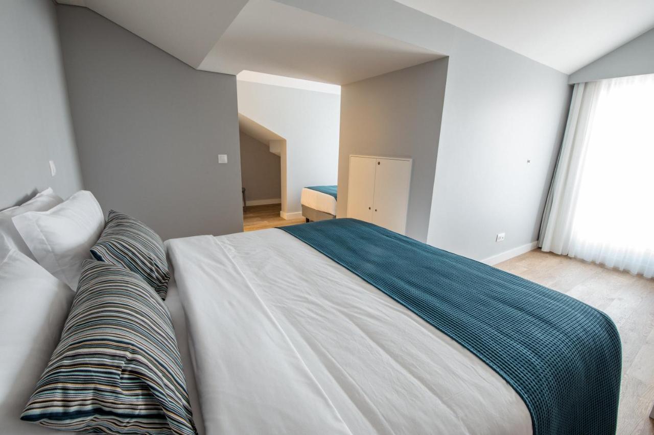 Ilha Hostel & Suites ปอนตาเดลกาดา ภายนอก รูปภาพ