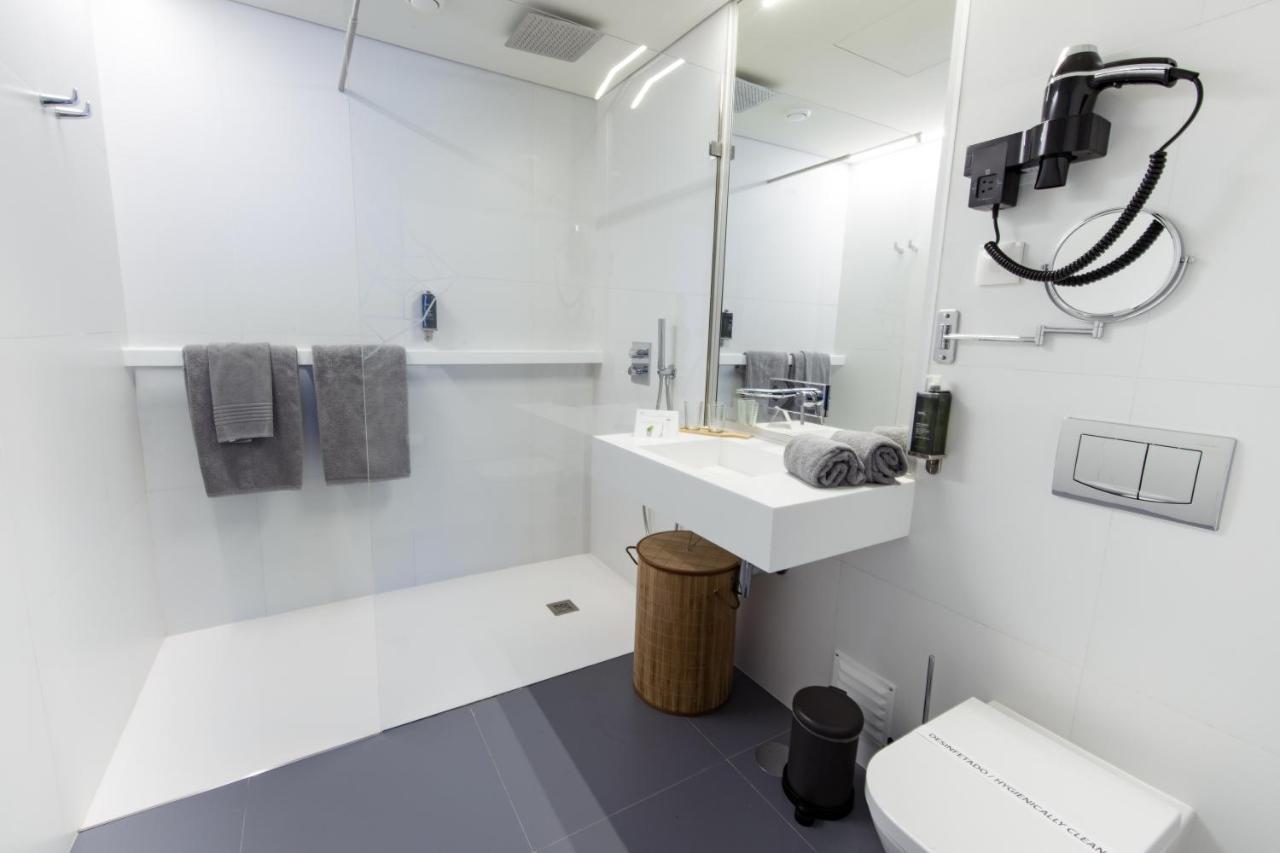Ilha Hostel & Suites ปอนตาเดลกาดา ภายนอก รูปภาพ